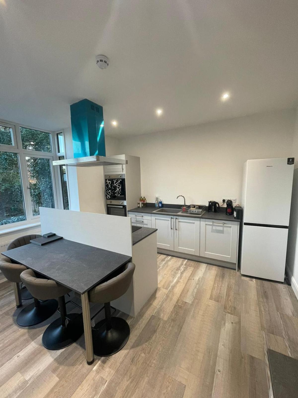 Alban Suites St Albans Oda fotoğraf